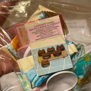 Miniverse choco kitty cookies